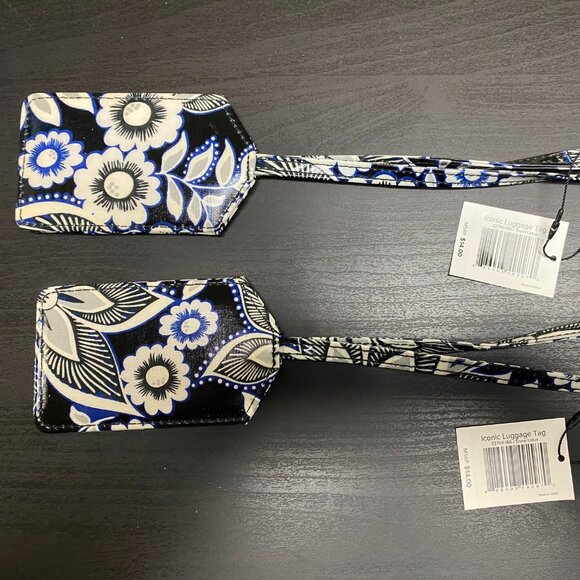 Six (6) Vera Bradley Access, Luggage Tags, Key Ring, Zip ID Cases, Lanyard - Picture 14 of 14